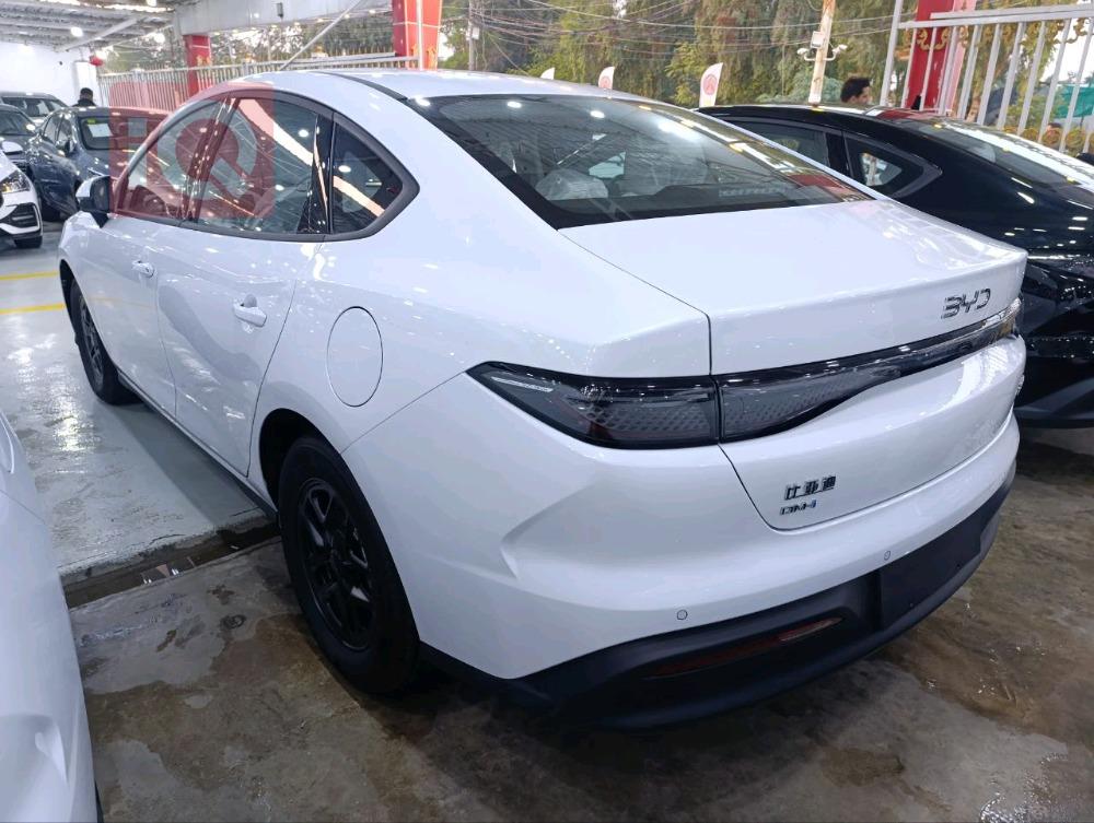 بي واي دي سيل 05 DM-i